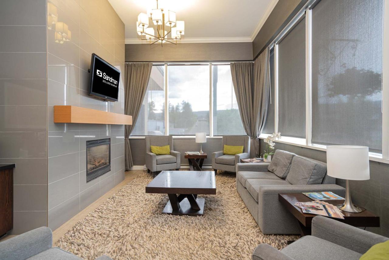 Sandman Hotel & Suites Уильямс-Лейк Экстерьер фото